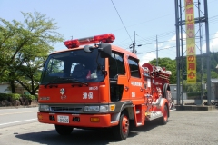 津保川　タンク車