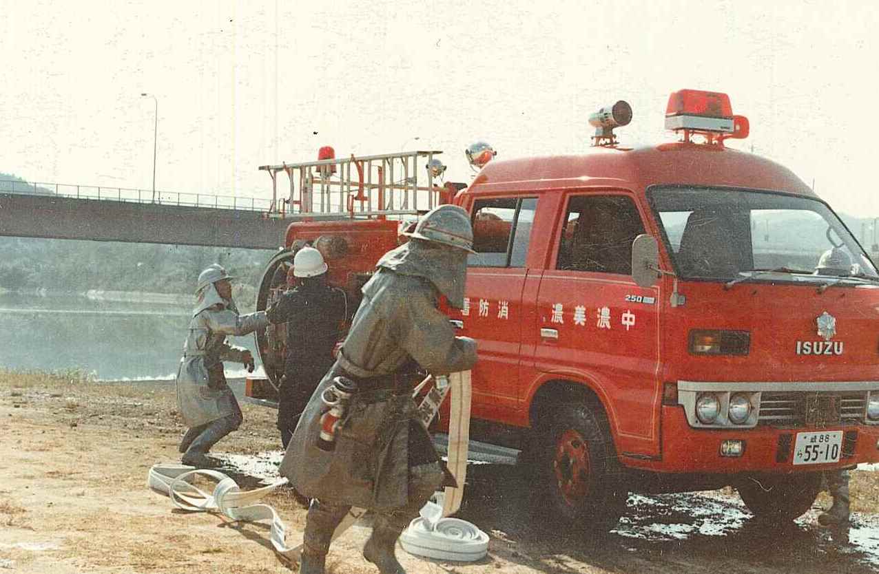 昭和57年 消防車　当時は美濃消防署に配備